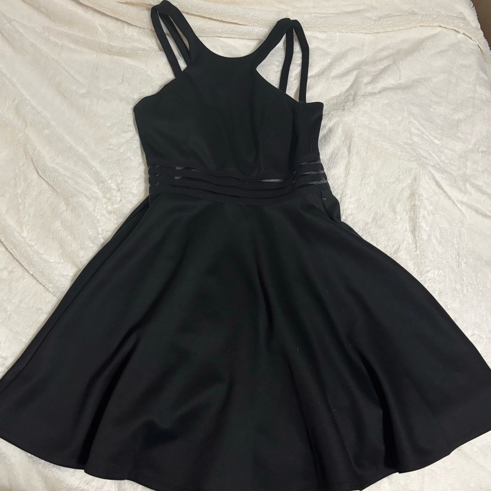 Elegant Black Sleeveless Dress